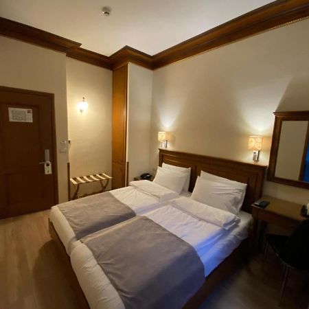 Hotel Argjiro Gjirokastër 외부 사진