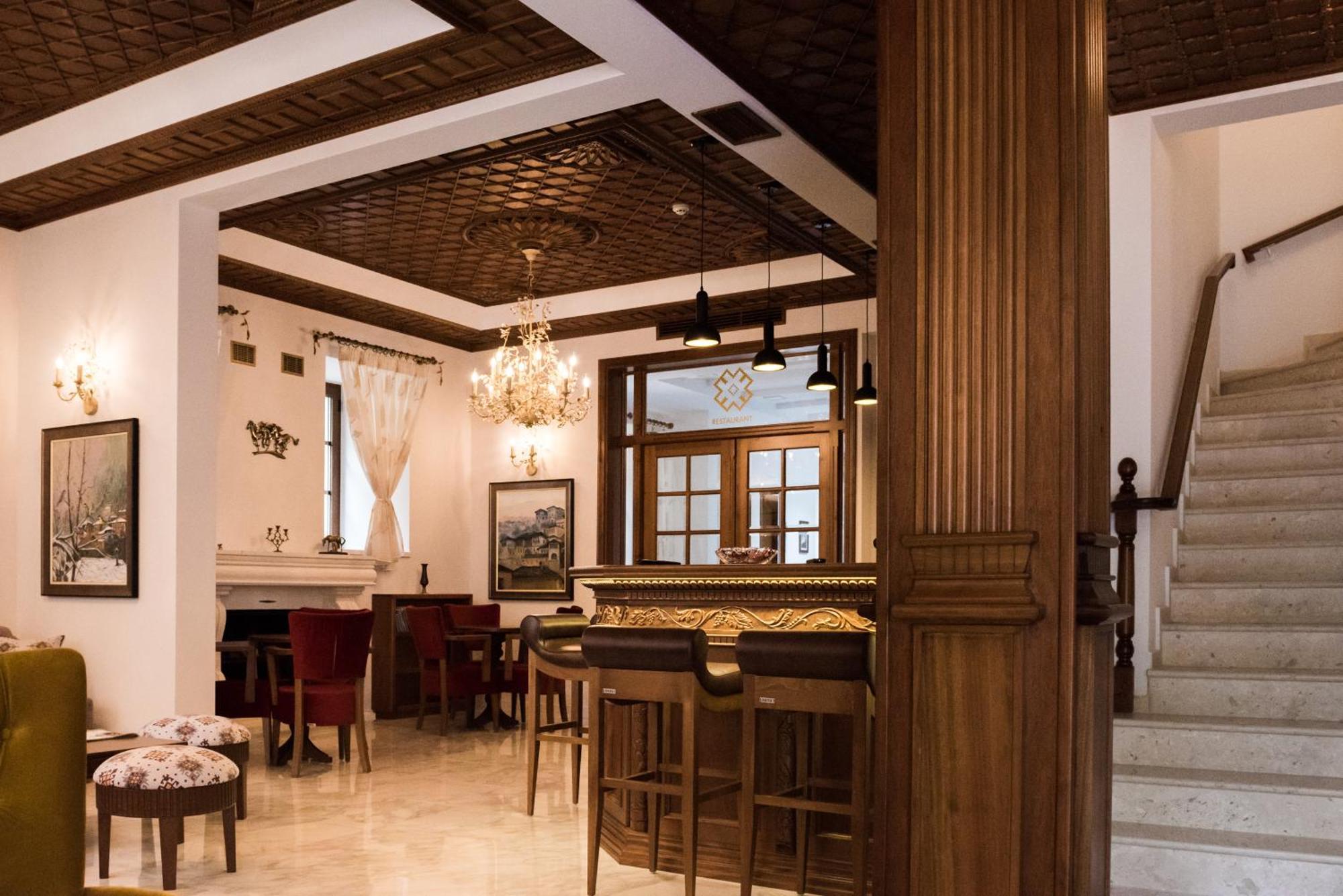 Hotel Argjiro Gjirokastër 외부 사진