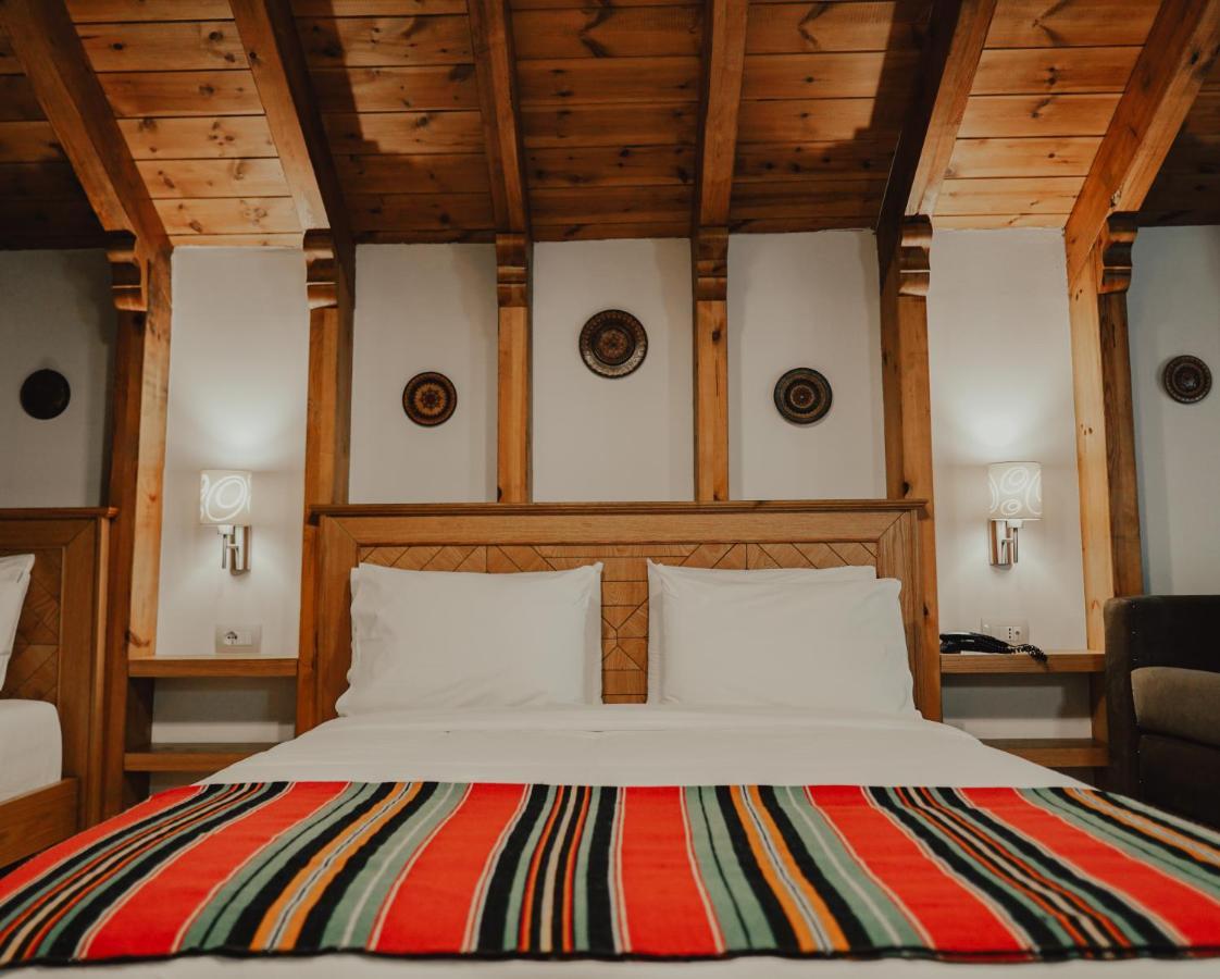 Hotel Argjiro Gjirokastër 외부 사진