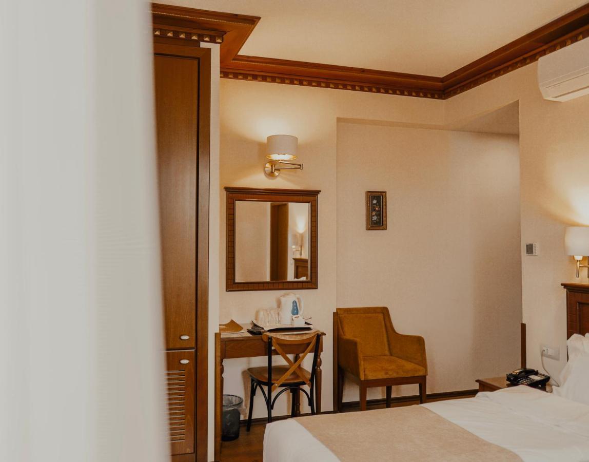 Hotel Argjiro Gjirokastër 외부 사진