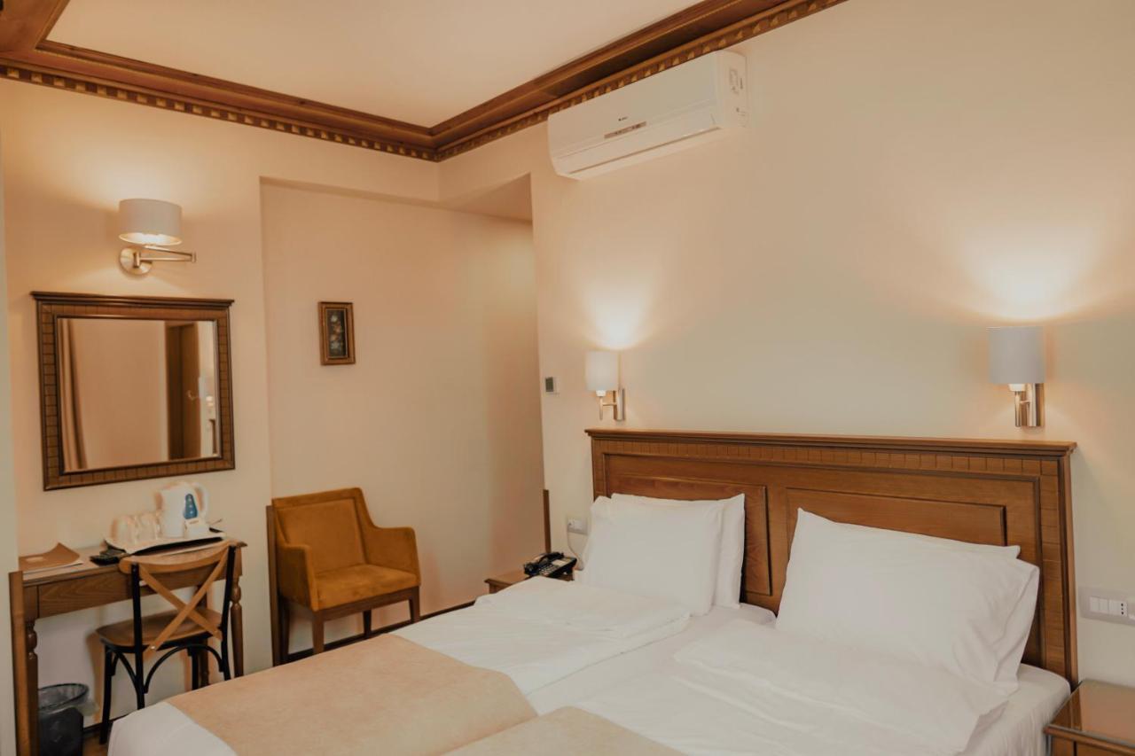 Hotel Argjiro Gjirokastër 외부 사진